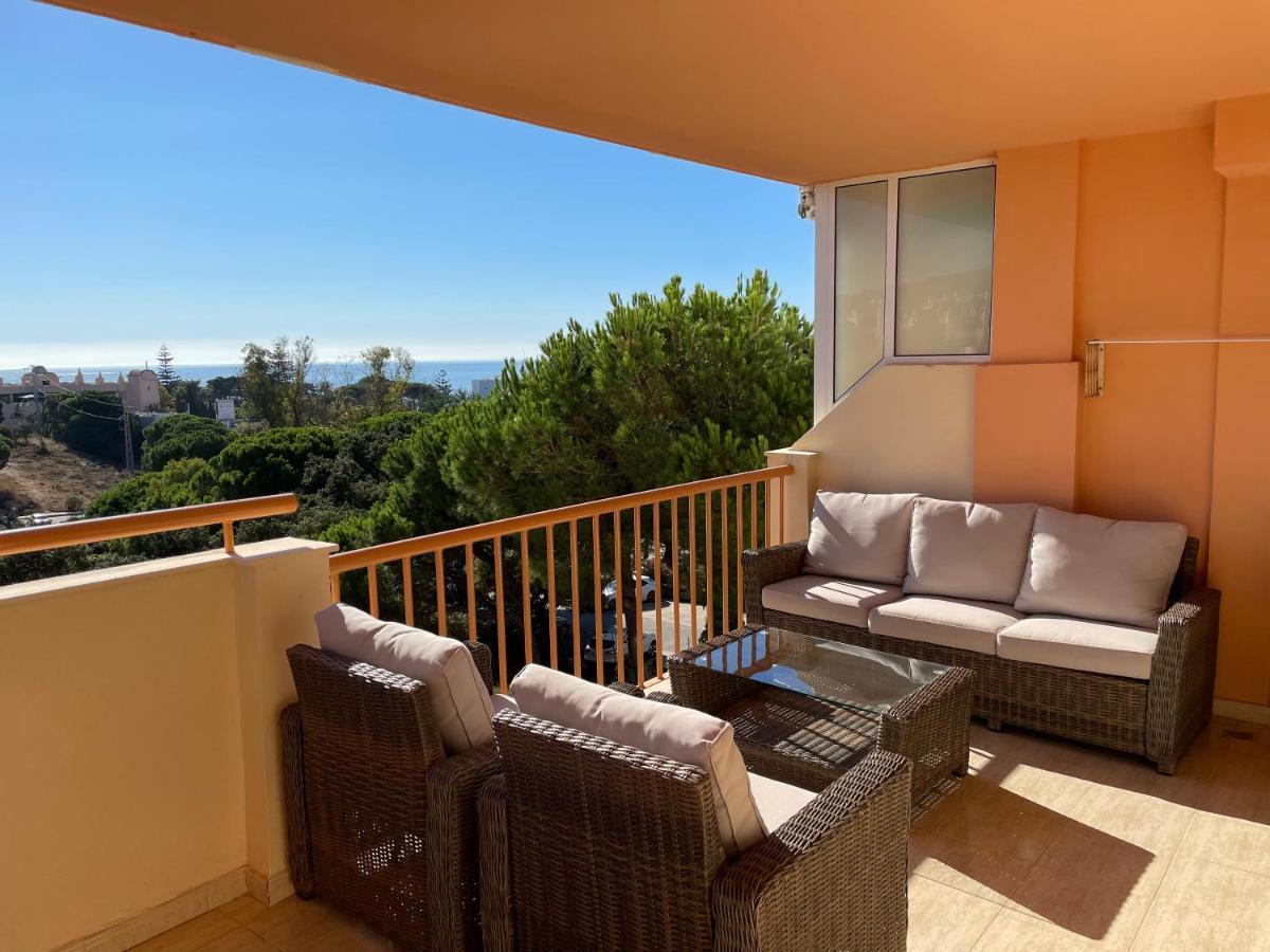 Beautiful Holiday Apartment 2 Bedroom Beach And Pool Malaga Marbella Calahonda Royale Mijas Costa Spain Exterior photo